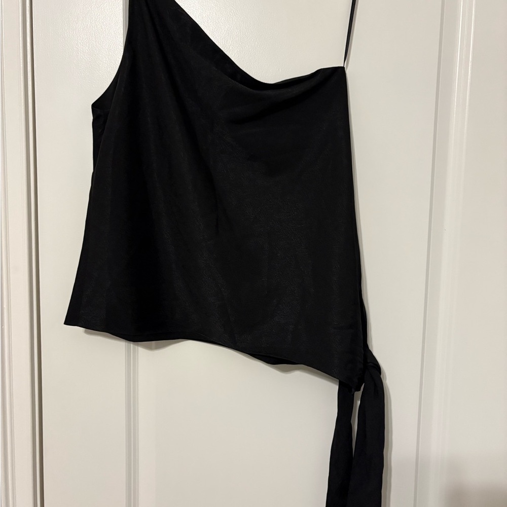 Black One-Shoulder Women's Top - Picture 3 of 4